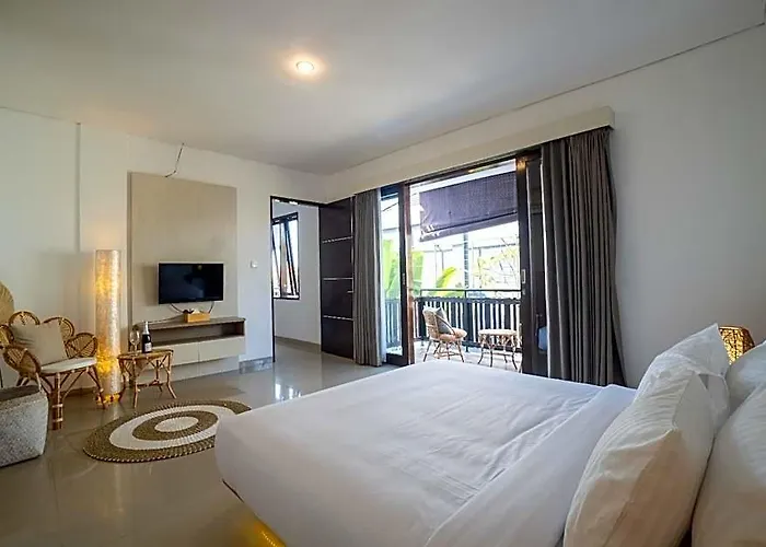 Saga Villa *